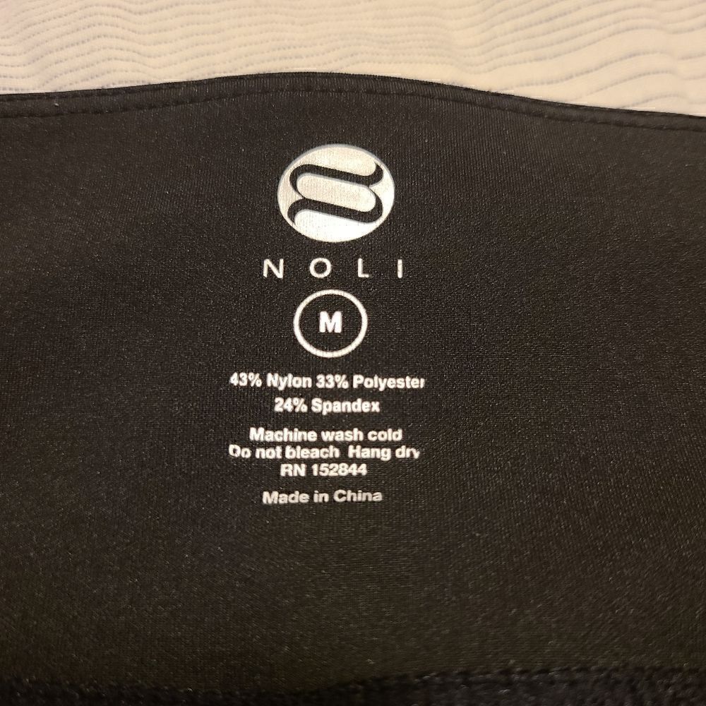 Noli Bond Leggings in Prism Camo Size Medium - Picture 6 of 10